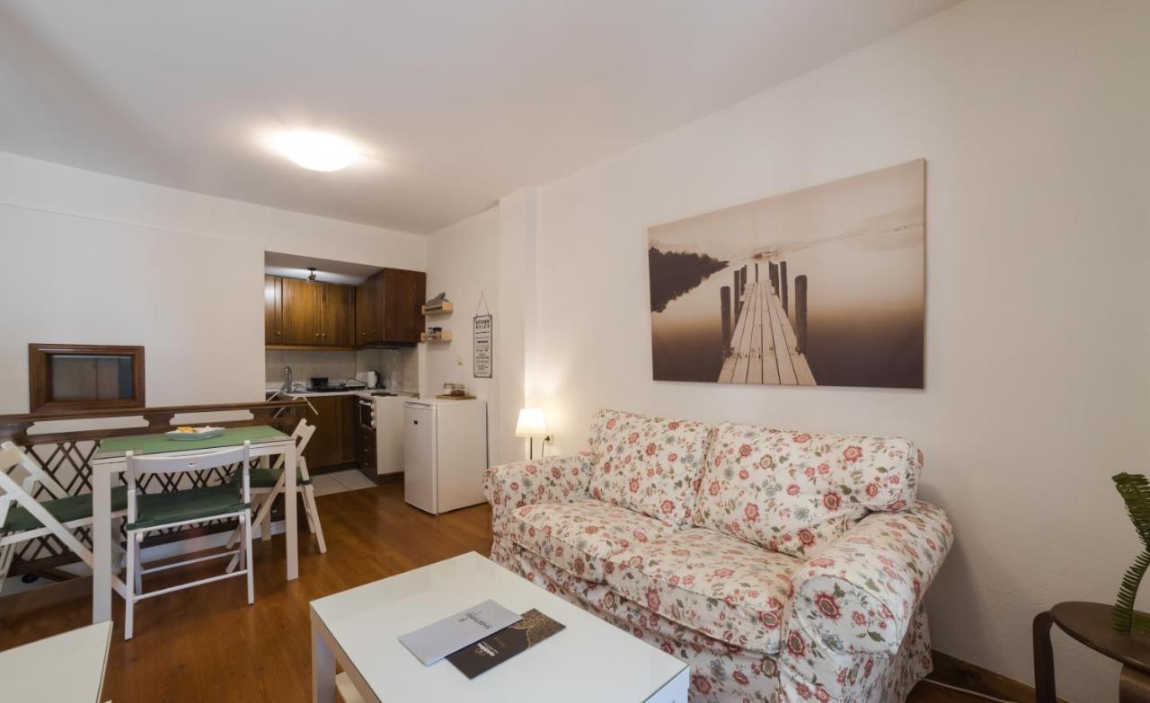 Anelia Boutique Apartments ナフプリオ エクステリア 写真