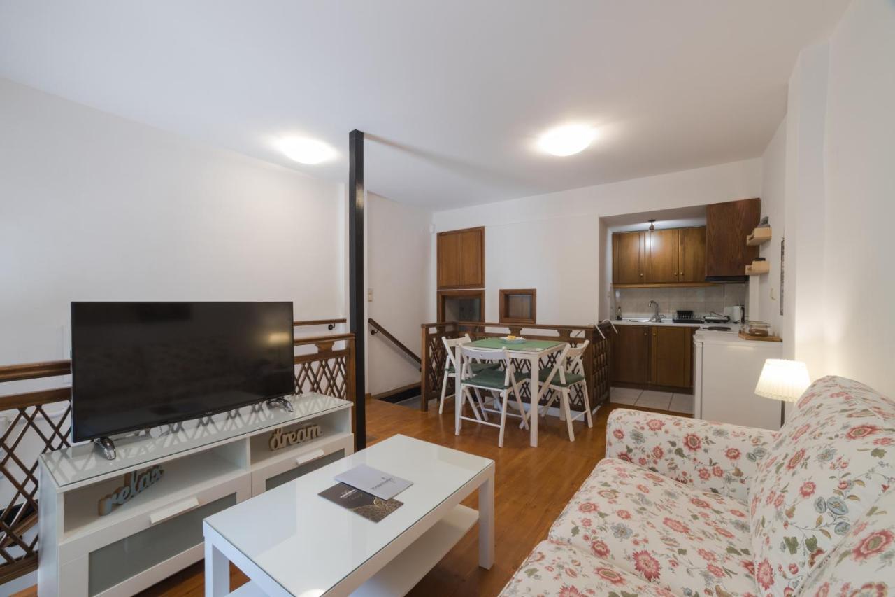 Anelia Boutique Apartments ナフプリオ エクステリア 写真